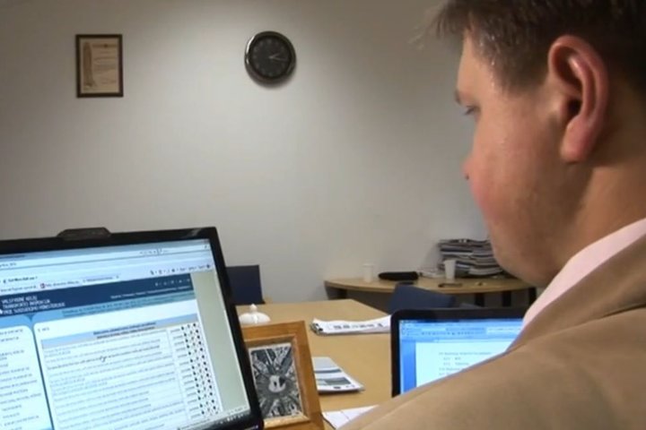 Visas Valstybinės kelių eismo inspekcijos (VKTI) teikiamas paslaugas galima užsisakyti elektroniniu būdu.jpg1.jpg